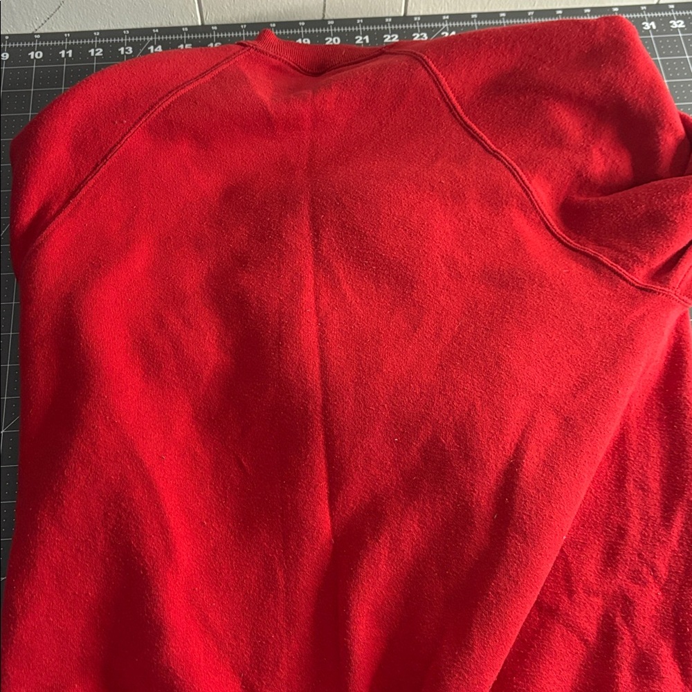 Vintage Santa Sweater Red Size Large Unisex Christmas sweatshirt - Picture 7 of 7